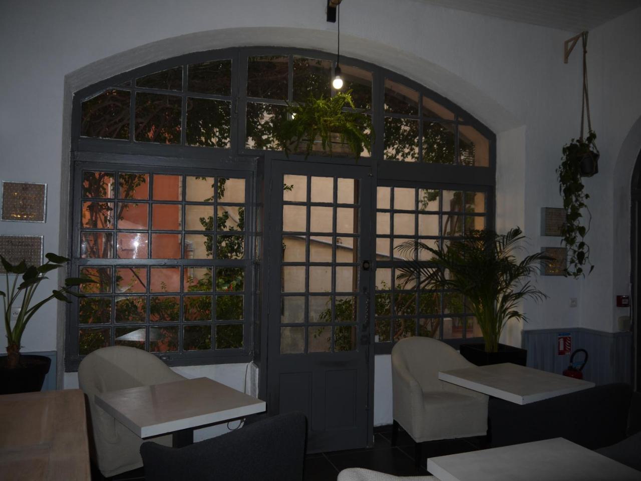 Hotel Portalet Hyeres Exterior photo